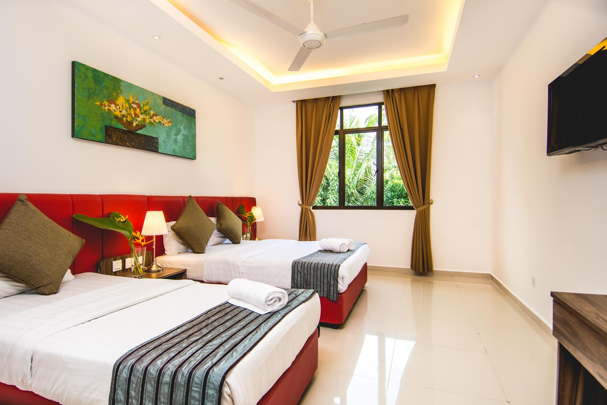 Alia Residence Business Resort Padang Mat Sirat Εξωτερικό φωτογραφία